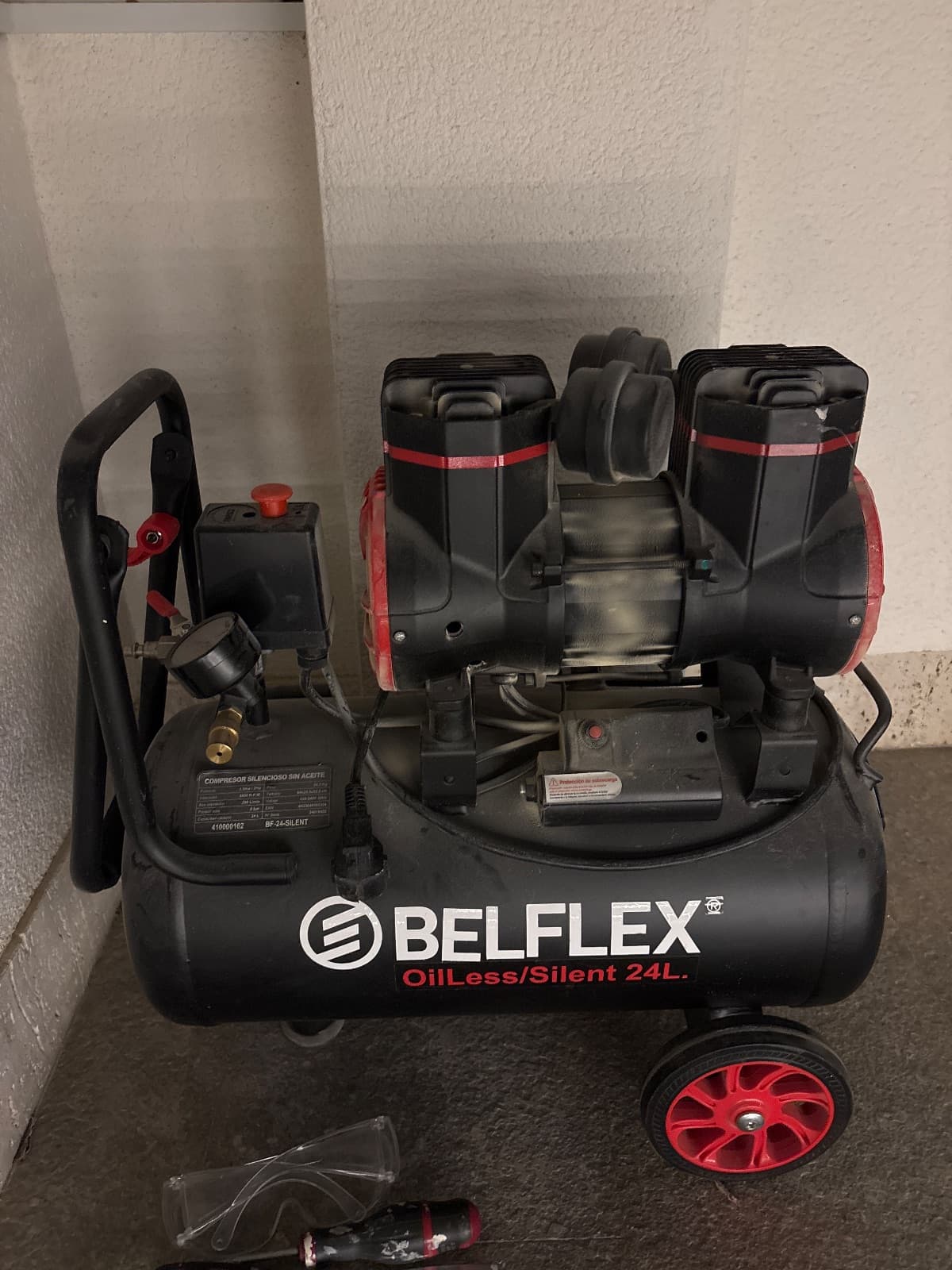 Compresor de aire Belflex sin aceite 24L silencioso